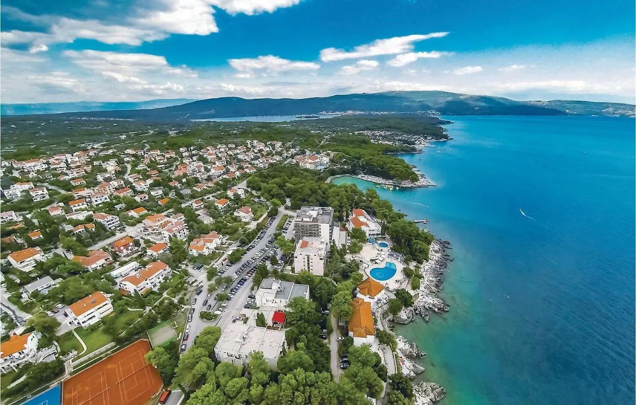 Nice Apartment In Malinska With Jacuzzi Croatia